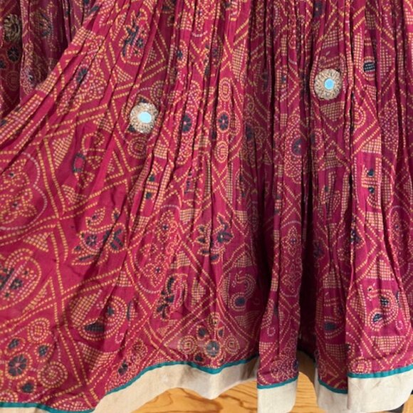 VINTAGE Raiment Fashions Inc. Boho Vibrant Indian Mirror Embroided Skirt - Picture 4 of 12
